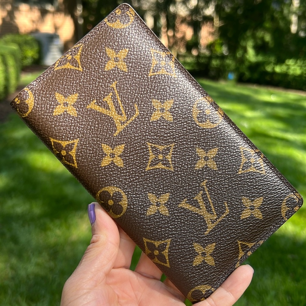 AUTHENTIC LOUIS VUITTON BILL CASE AND CARD HOLDER